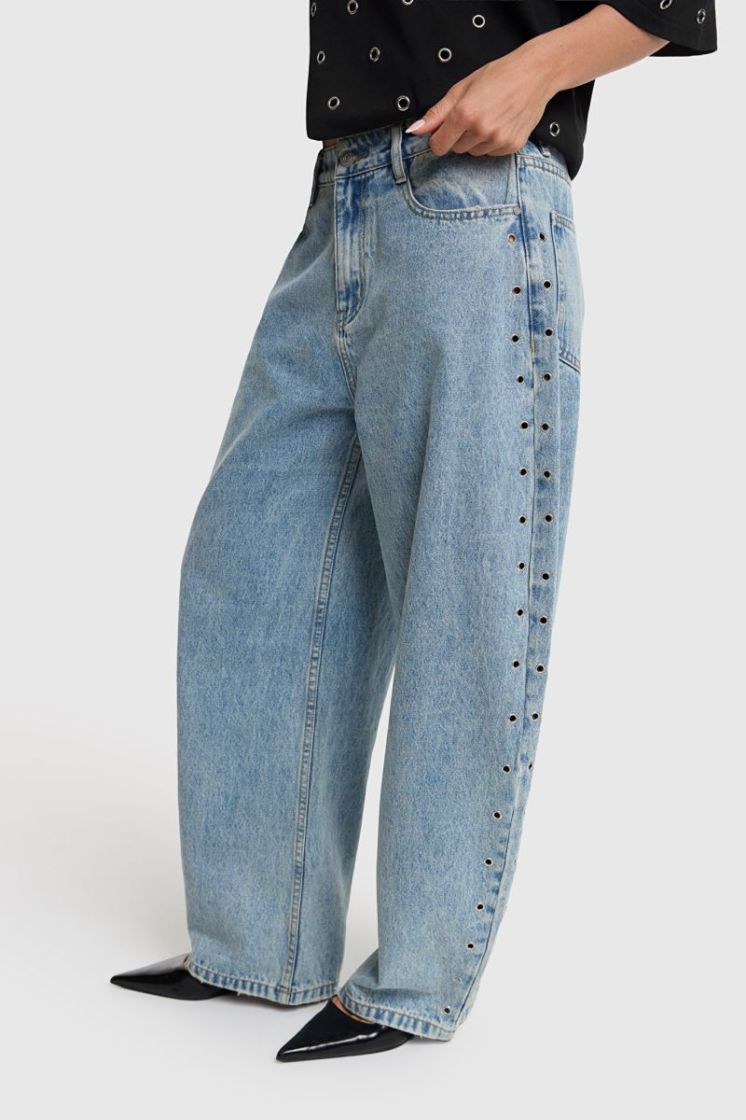 Woven Studded Barrel light blue deni