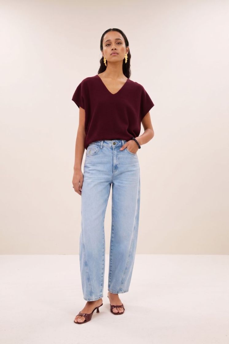 sil v-neck pullover wine 