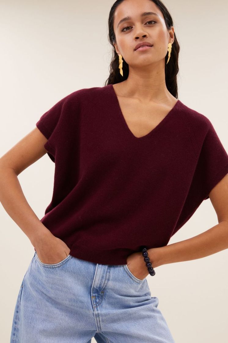 sil v-neck pullover wine 